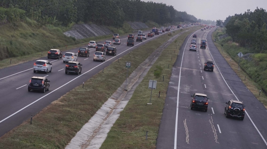 H+3 Lebaran, Tol Palimanan Arah Cikampek Ramai Lancar