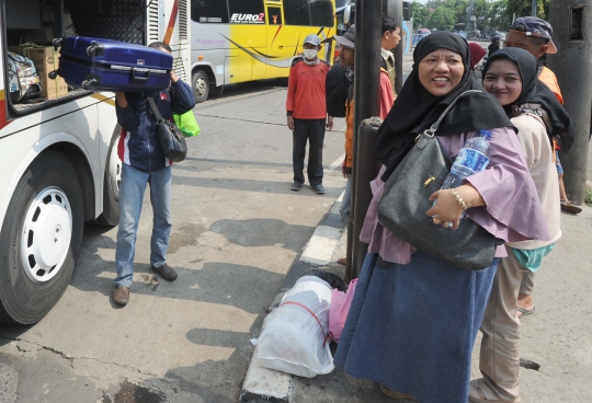 Kepadatan Puncak Arus Balik di Terminal Kampung Rambutan