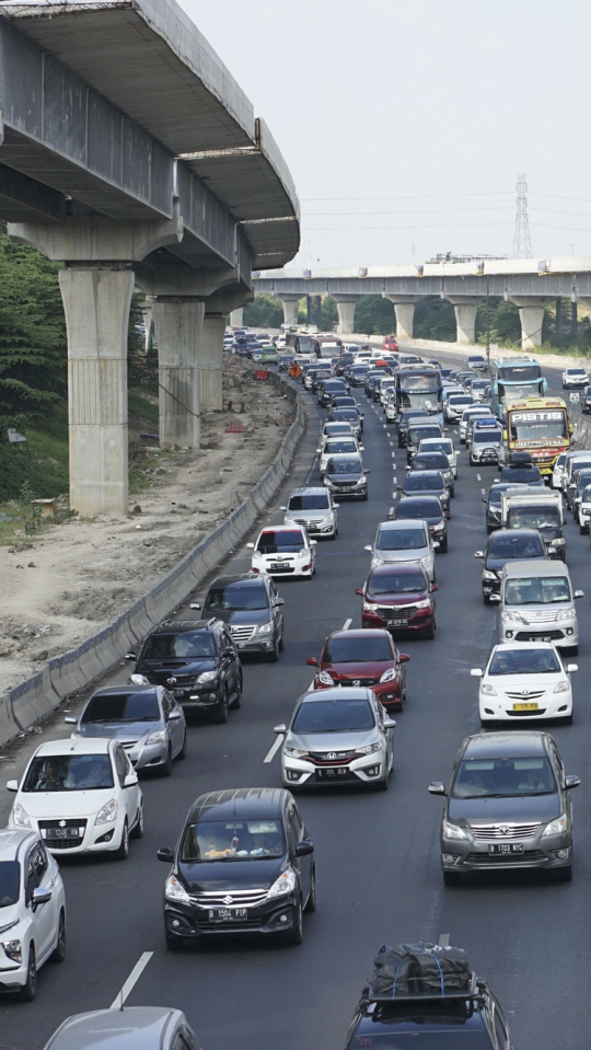 Puncak Arus Balik, Satu Arah di Tol Kalikangkung-Cikarang Diperpanjang