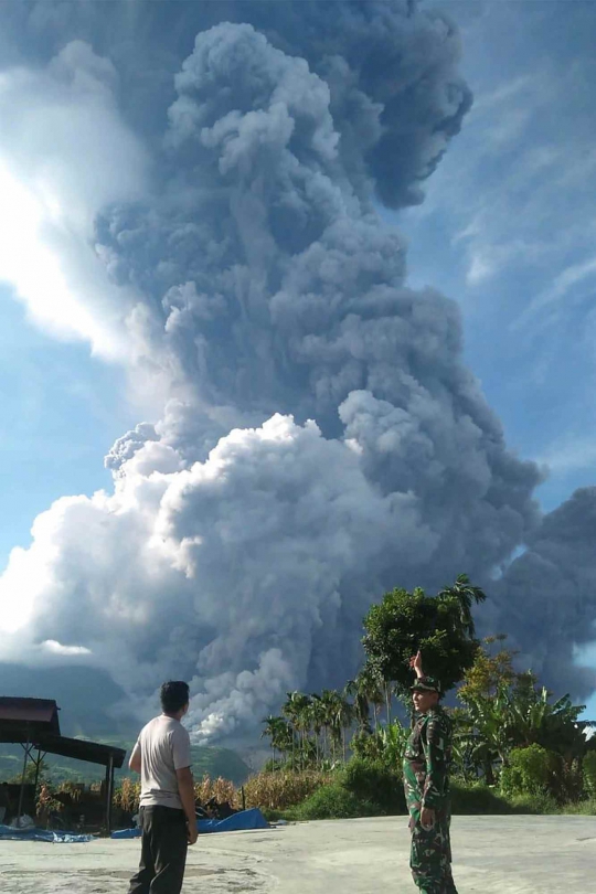 Penampakan Erupsi Mengerikan Gunung Sinabung