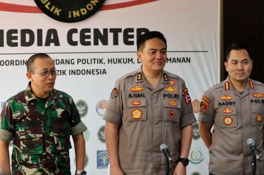 TNI dan Polri Beri Penjelasan Perkembangan Kerusuhan 21-22 Mei