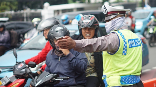 Ada Sidang Sengketa Pilpres, Lalin Jalan Medan Merdeka Timur Tersendat