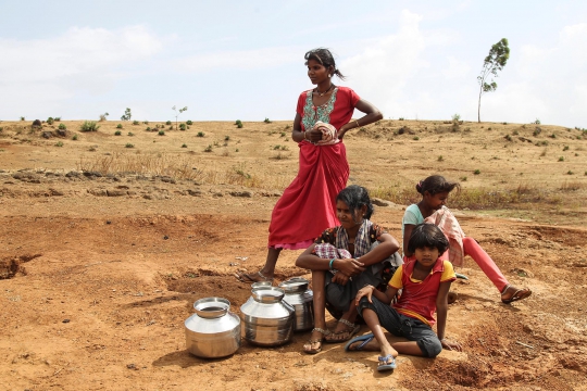 Kekeringan, Warga India Terpaksa Andalkan Danau yang Tercemar