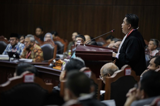 Kuasa Hukum KPU Jawab Tudingan Prabowo-Sandi di Sidang MK