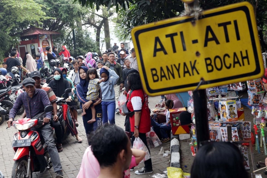 HUT Jakarta ke-492, Setu Babakan Dipadati Warga