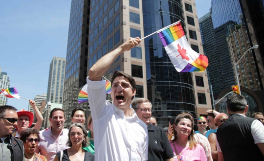 Semringah PM Justin Trudeau Saat Hadiri Parade LGBT