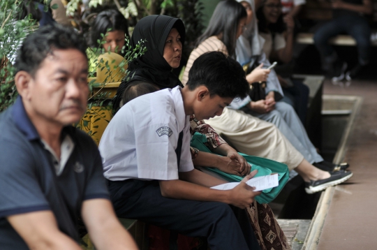 Suasana Pendaftaran PPDB DKI Jalur Zonasi