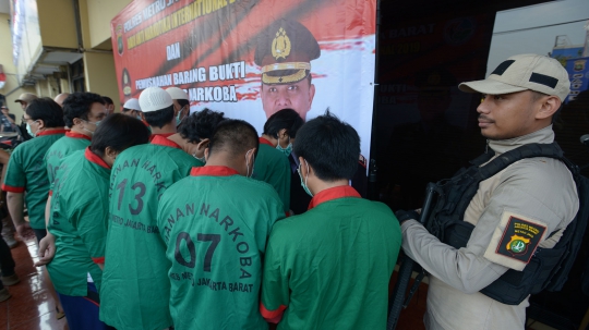 Polres Jakarta Barat Musnahkan Ratusan Kilogram Sabu