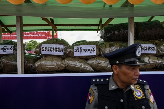 Myanmar Musnahkan Narkoba Senilai 4.246 Triliun