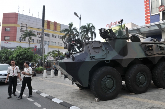 Pengamanan Pusat Perbelanjaan Glodok