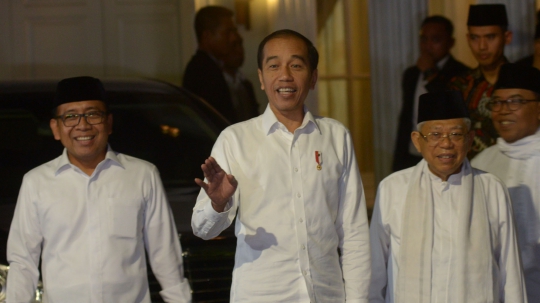 Jokowi Datangi Ma'ruf Amin Sebelum Berikan Keterangan Pers