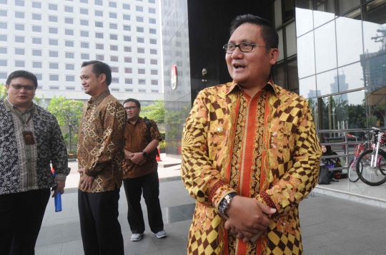 Wali Kota Gorontalo Serahkan Laporan Harta Kekayaan ke KPK
