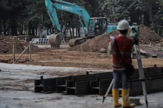 Memantau Progres Pembangunan MRT Fase II