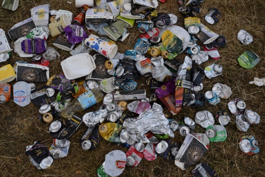 Festival Glastonbury yang Sisakan Tumpukan Sampah