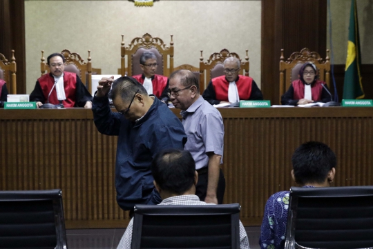 Suap Limbah Sawit, 4 Anggota DPRD Kalteng Divonis 4-5 Tahun Penjara