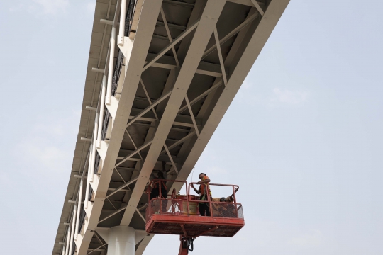 Pembangunan Skybridge LRT Rawamangun Telah Capai 98 Persen