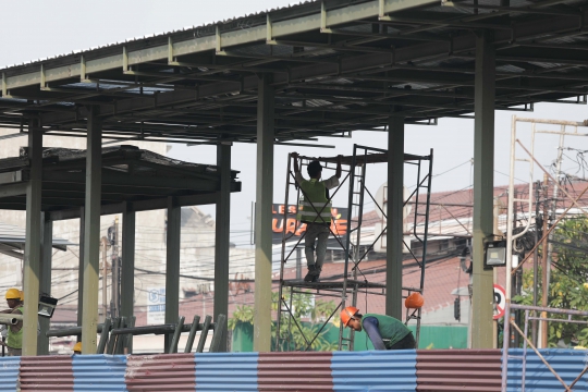 Pembangunan Skybridge LRT Rawamangun Telah Capai 98 Persen