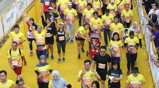 Keseruan Ribuan Peserta Ikuti UI Half Marathon 2019