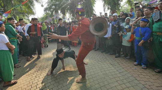 Meriahnya Pawai Lebaran Orang Depok di Sawangan