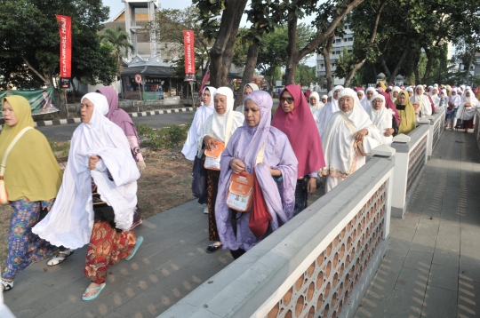 Calon Jemaah Haji Asal Banten Ikuti Manasik Haji