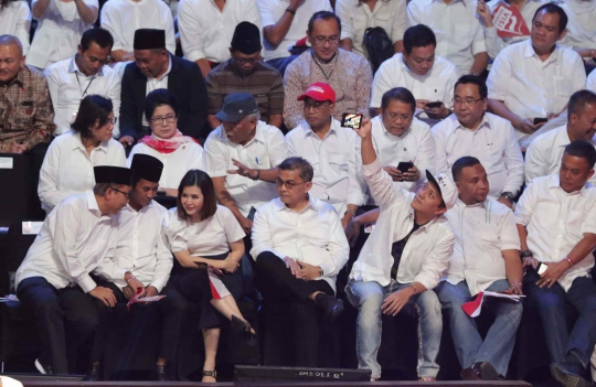 Tokoh Parpol dan Menteri Kabinet Kerja Saat Tonton Pidato Visi Indonesia