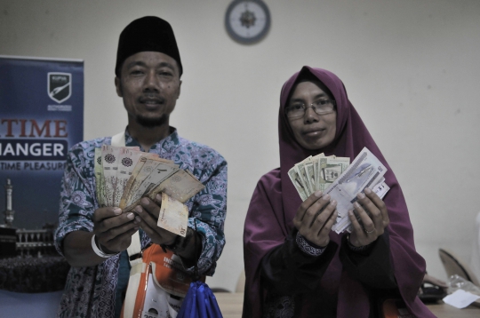 Penukaran Uang Riyal Calon Jemaah Haji