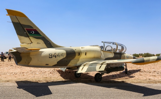 Kendala Teknis, Jet Tempur Libya Mendarat di Jalan Raya