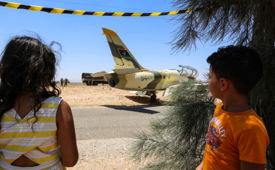 Kendala Teknis, Jet Tempur Libya Mendarat di Jalan Raya