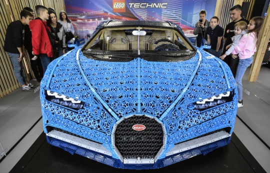 Ini Wujud Supercar Bugatti Chiron yang Terbuat dari Lego