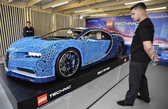 Ini Wujud Supercar Bugatti Chiron yang Terbuat dari Lego