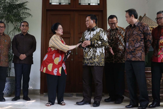 Canda Megawati-Prabowo Usai Pertemuan dan Makan Siang Bersama