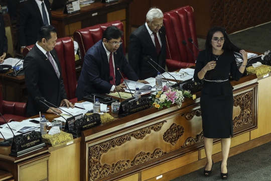 Suasana Rapat Paripurna Bahas Pansus Angket DPR Tentang Pelindo II