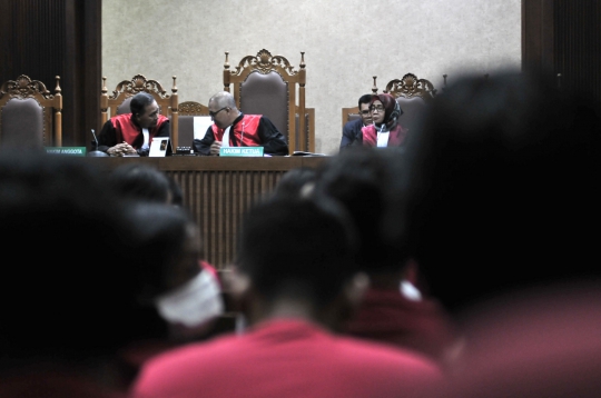 Aktivis Lingkungan Kawal Sidang Perdana Gugatan Polusi Udara Jakarta