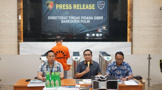 Polisi Tangkap Pelaku Pembobol Rekening Giro