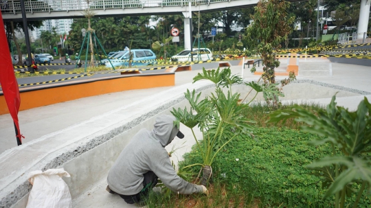 Cantiknya Wujud Taman Dukuh Atas