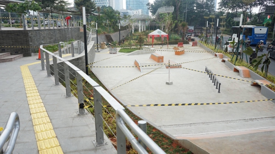 Cantiknya Wujud Taman Dukuh Atas