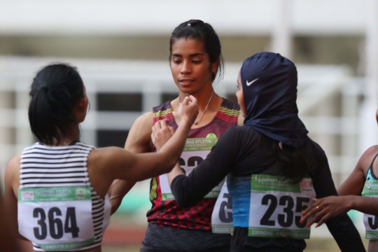 Tercepat di Nomor 100 M Putri Senior, Pelari Maluku Raih Emas