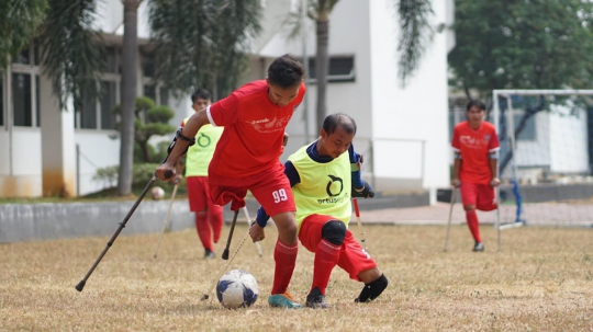 Melihat Kegigihan Tim Garuda INAF Saat Latihan