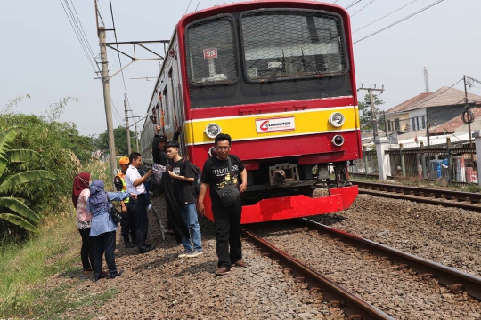 Dampak Padamnya Listrik, KRL Berhenti Beroperasi