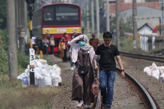 Dampak Padamnya Listrik, KRL Berhenti Beroperasi