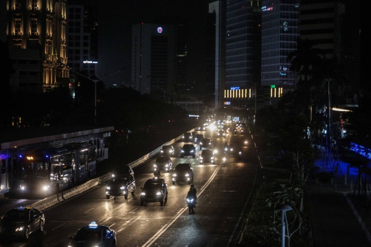 Suasana Gelap Kawasan Thamrin-Sudirman Akibat Listrik Padam