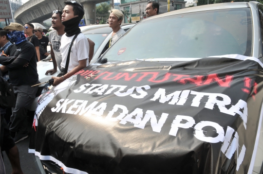 Kemacetan Panjang Akibat Demo Sopir GoCar di Pasar Raya Blok M