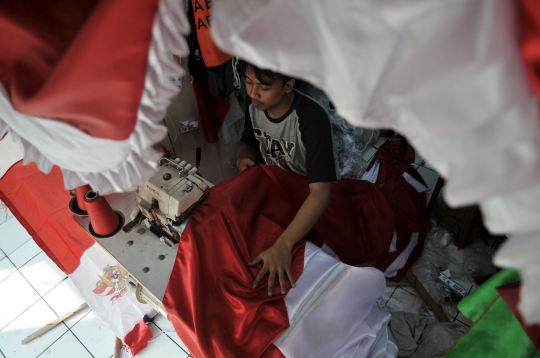 Produsen Bendera Merah Putih Kebanjiran Order