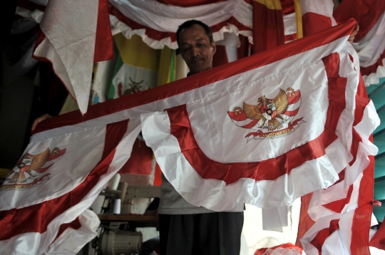 Produsen Bendera Merah Putih Kebanjiran Order