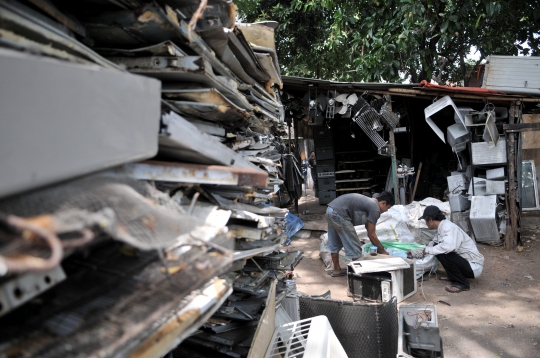 Melihat Tempat Pengepulan Sampah Elektronik Ibu Kota