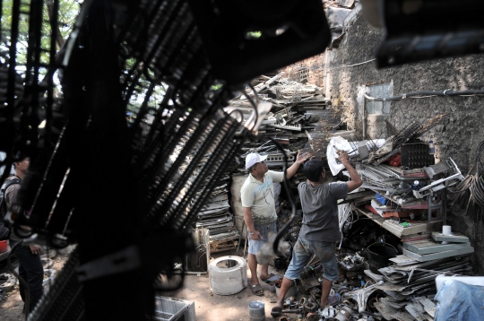 Melihat Tempat Pengepulan Sampah Elektronik Ibu Kota