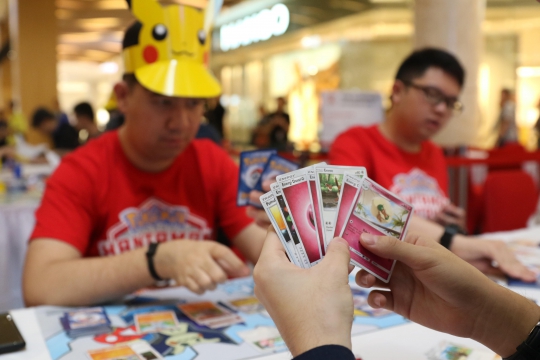 Serunya Adu Ketangkasan The Pokemon Trading Card Game