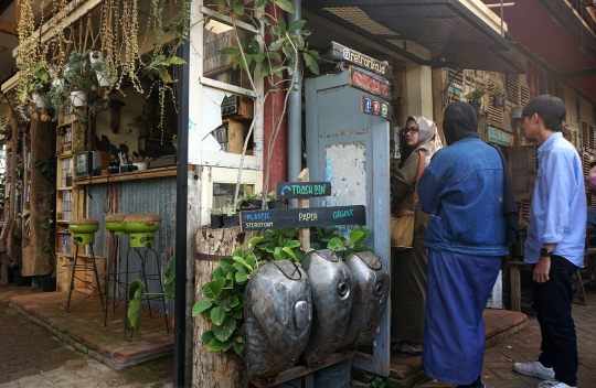 Retrorika, Kafe Unik dari Barang Bekas dan Ramah Lingkungan