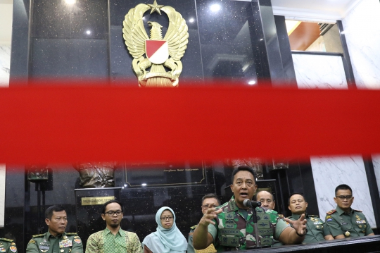 KASAD Tegaskan TNI AD Pertahankan Enzo Allie Jadi Taruna Akmil
