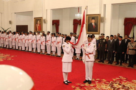 Presiden Jokowi Kukuhkan Paskibraka HUT ke-74 RI